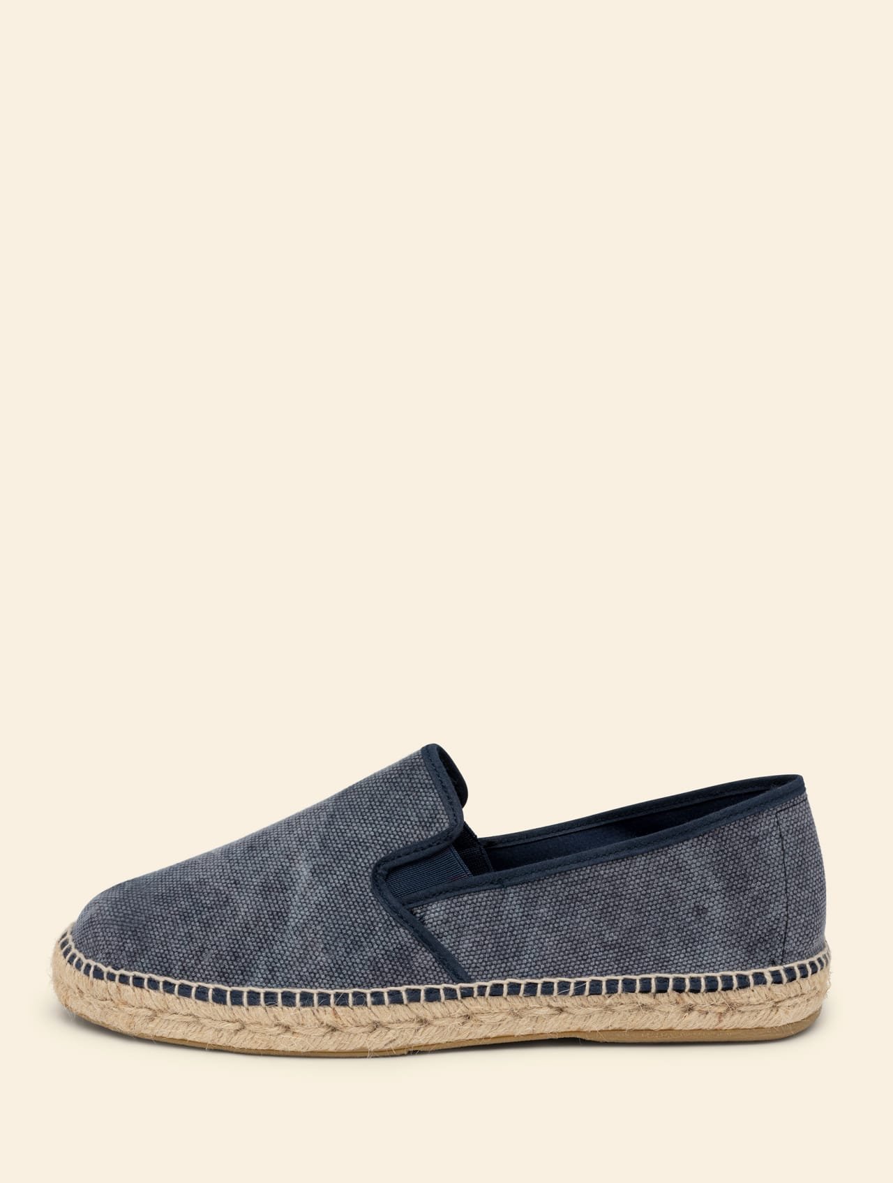 la-manual-alpargatera-hombre-clot-marino Alpargata para hombre Clot, color Azul Lavado, fabricado por La Manual Alpargatera Barcelona